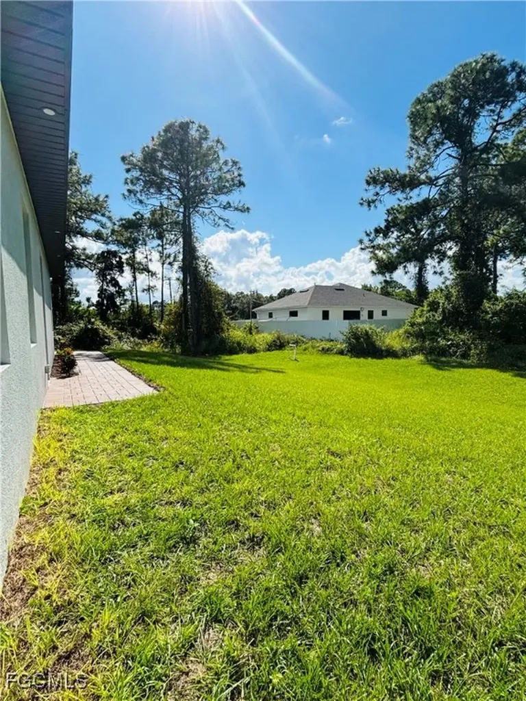 582 Eisenhower Boulevard Lehigh Acres FL 33974
