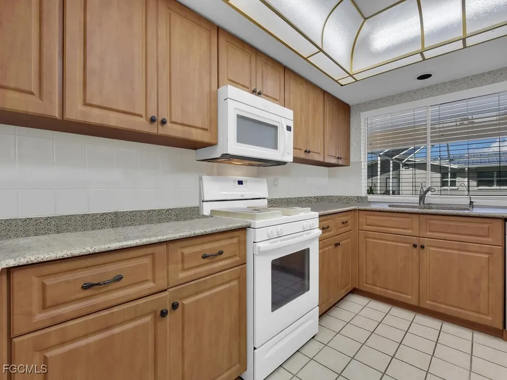 1413 SE 39th Street Cape Coral FL 33904