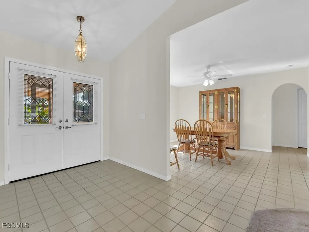 1413 SE 39th Street Cape Coral FL 33904