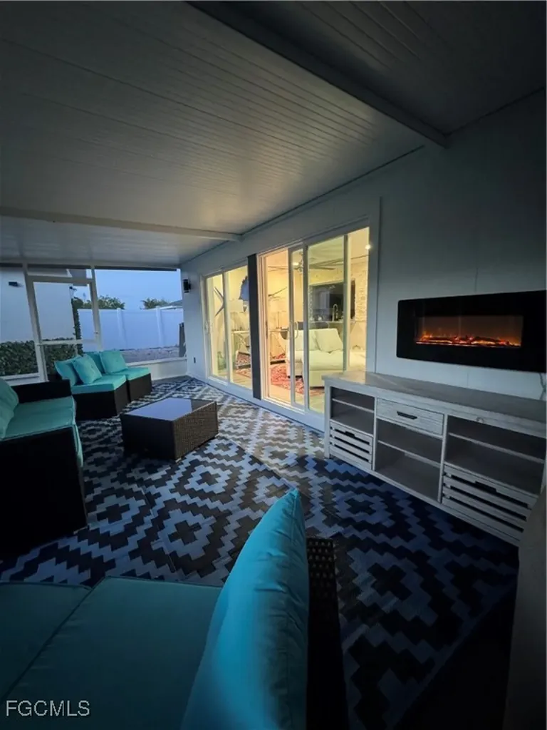 3720 SE 21st Place Cape Coral FL 33904