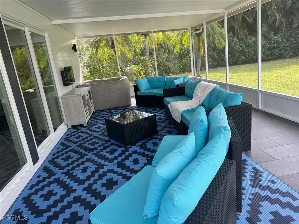 3720 SE 21st Place Cape Coral FL 33904