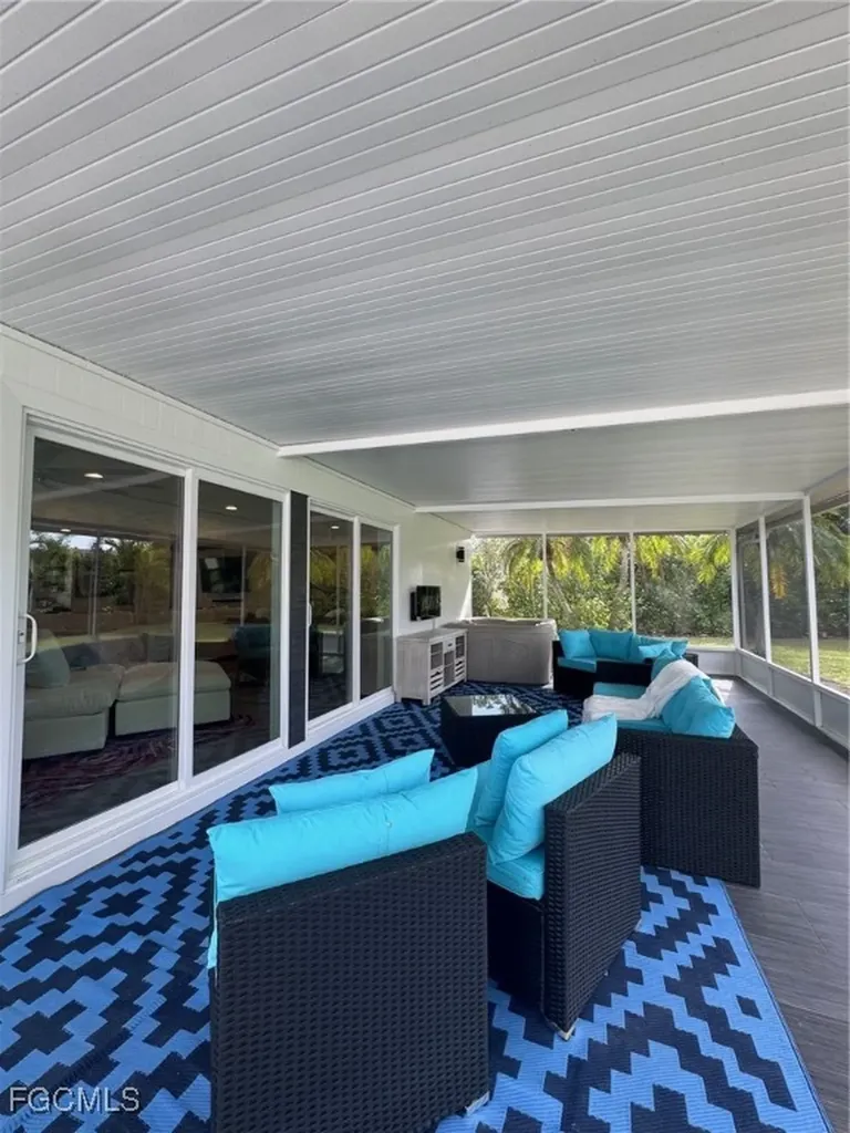 3720 SE 21st Place Cape Coral FL 33904