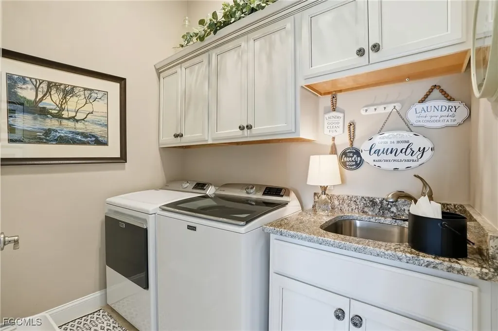 5886 Shell Cove Drive Cape Coral FL 33914