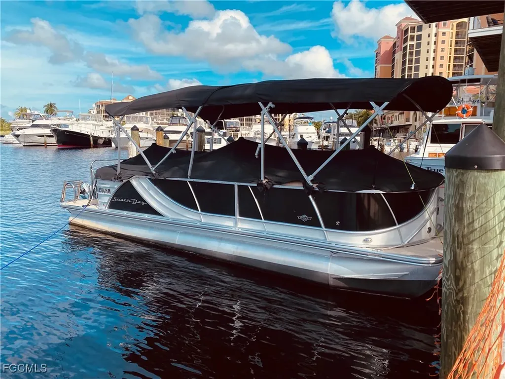 5886 Shell Cove Drive Cape Coral FL 33914