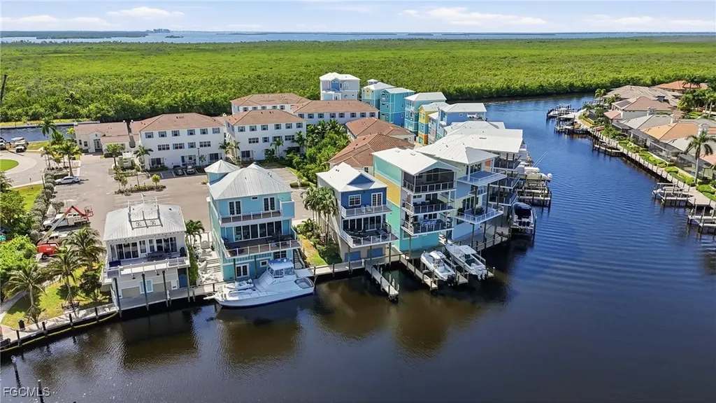 5886 Shell Cove Drive Cape Coral FL 33914