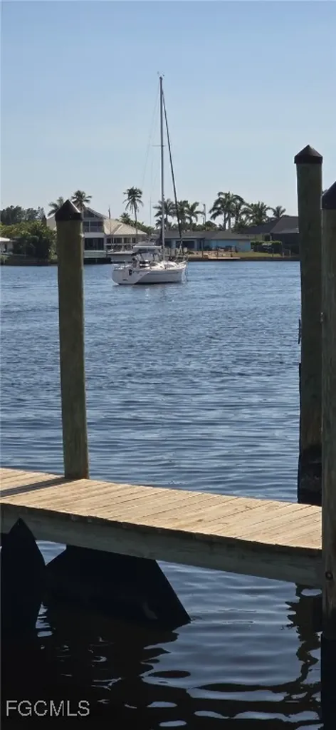 434 Tudor Drive Cape Coral FL 33904