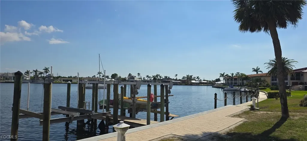 434 Tudor Drive Cape Coral FL 33904