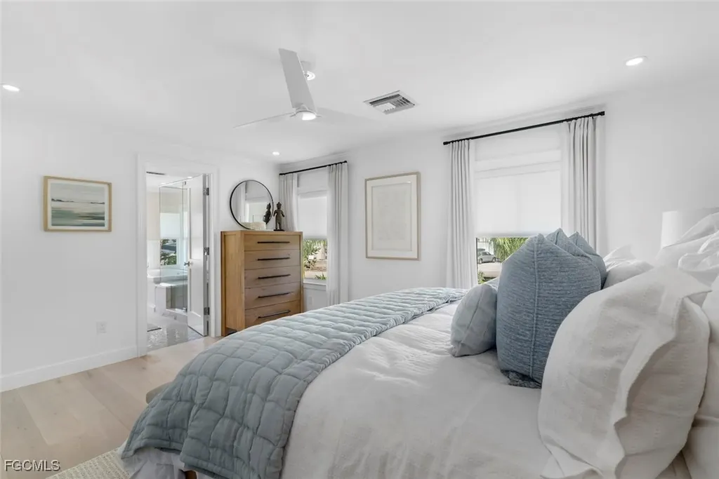 1139 Seagrape Lane Sanibel FL 33957