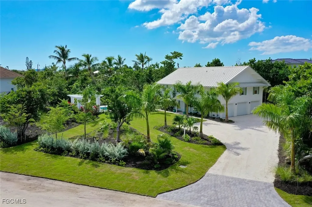 1139 Seagrape Lane Sanibel FL 33957
