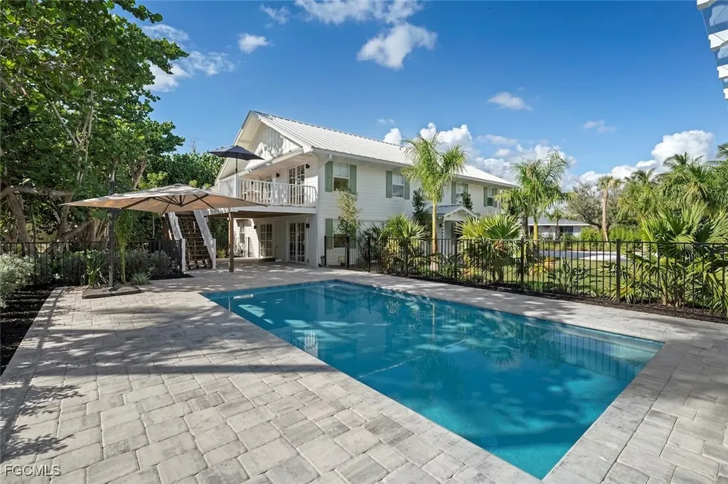 1139 Seagrape Lane Sanibel FL 33957