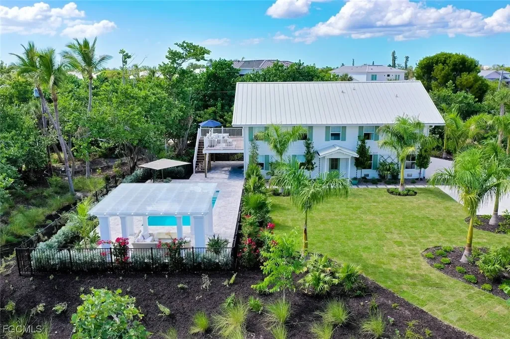 1139 Seagrape Lane Sanibel FL 33957