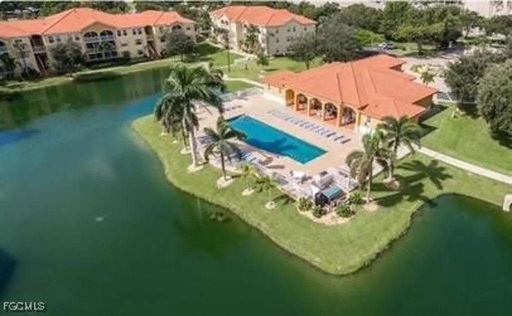 4121 Residence Drive Fort Myers FL 33901