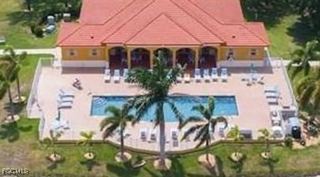 4121 Residence Drive Fort Myers FL 33901