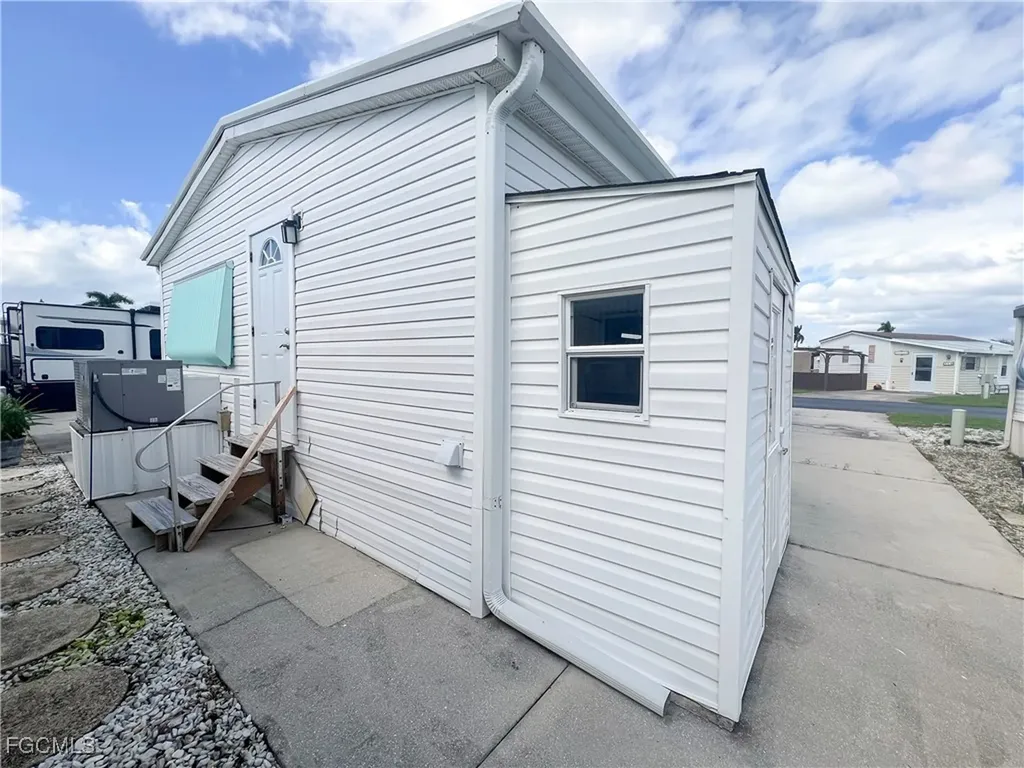 11117 Stardust Drive Fort Myers FL 33908