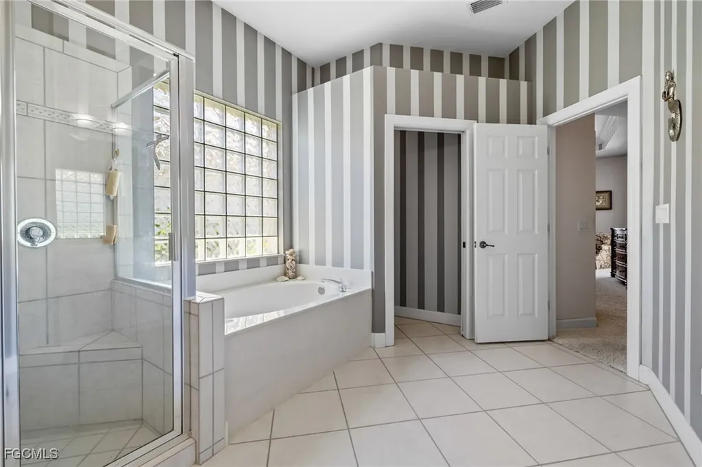 8913 Dartmoor Way Fort Myers FL 33908