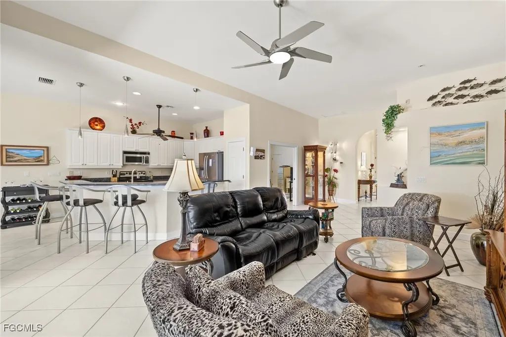 8913 Dartmoor Way Fort Myers FL 33908