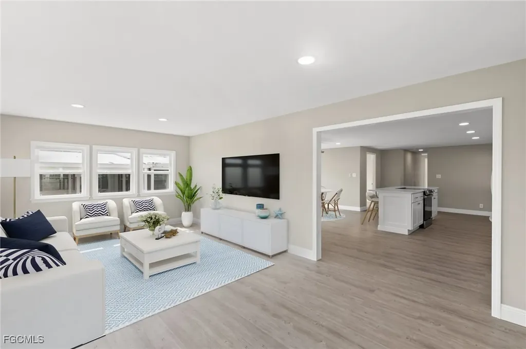 57 San Remo Circle Naples FL 34112