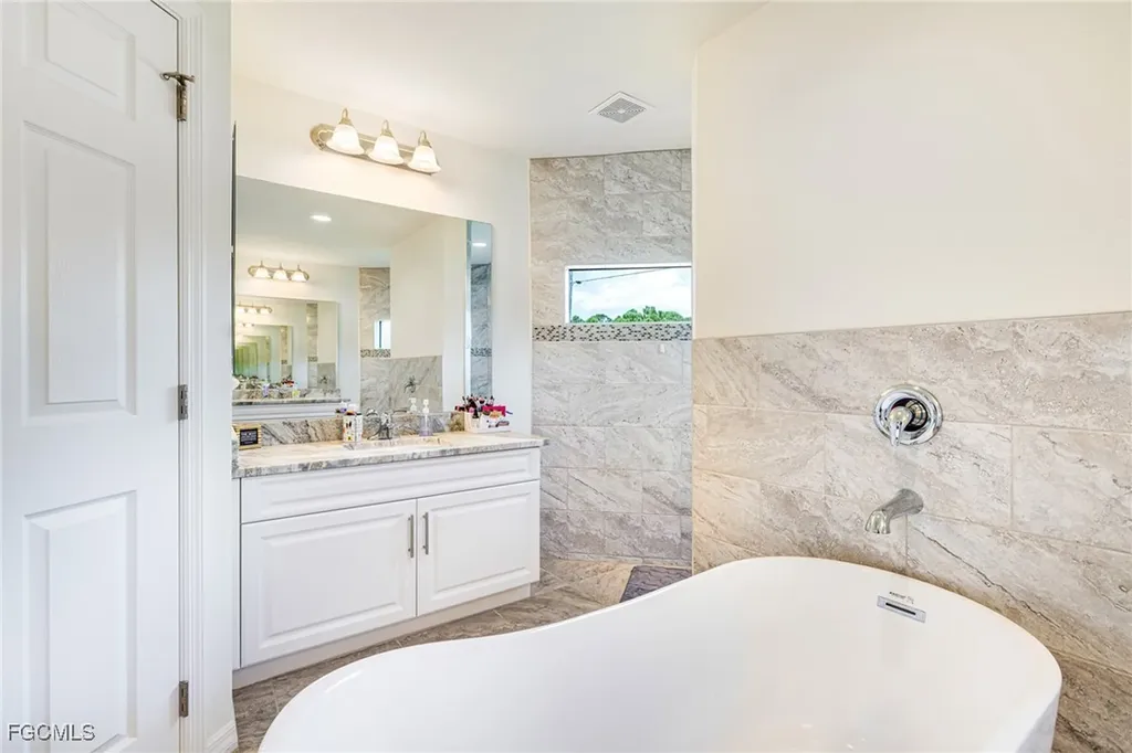 3410 NW 45th Street Cape Coral FL 33993