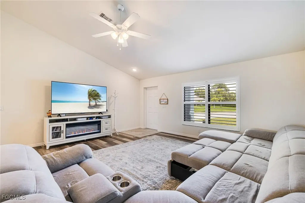3410 NW 45th Street Cape Coral FL 33993