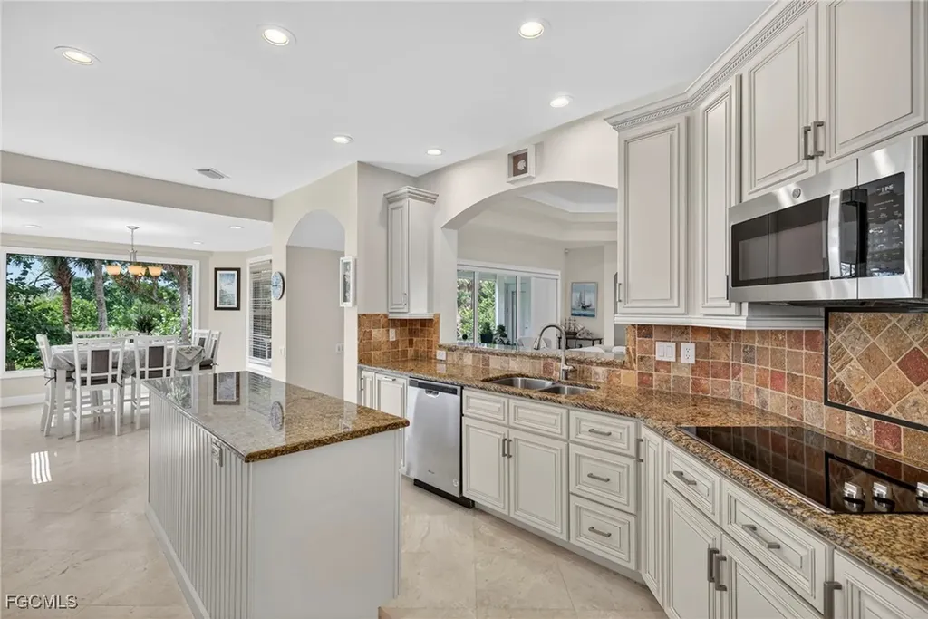 2313 Wulfert Road Sanibel FL 33957