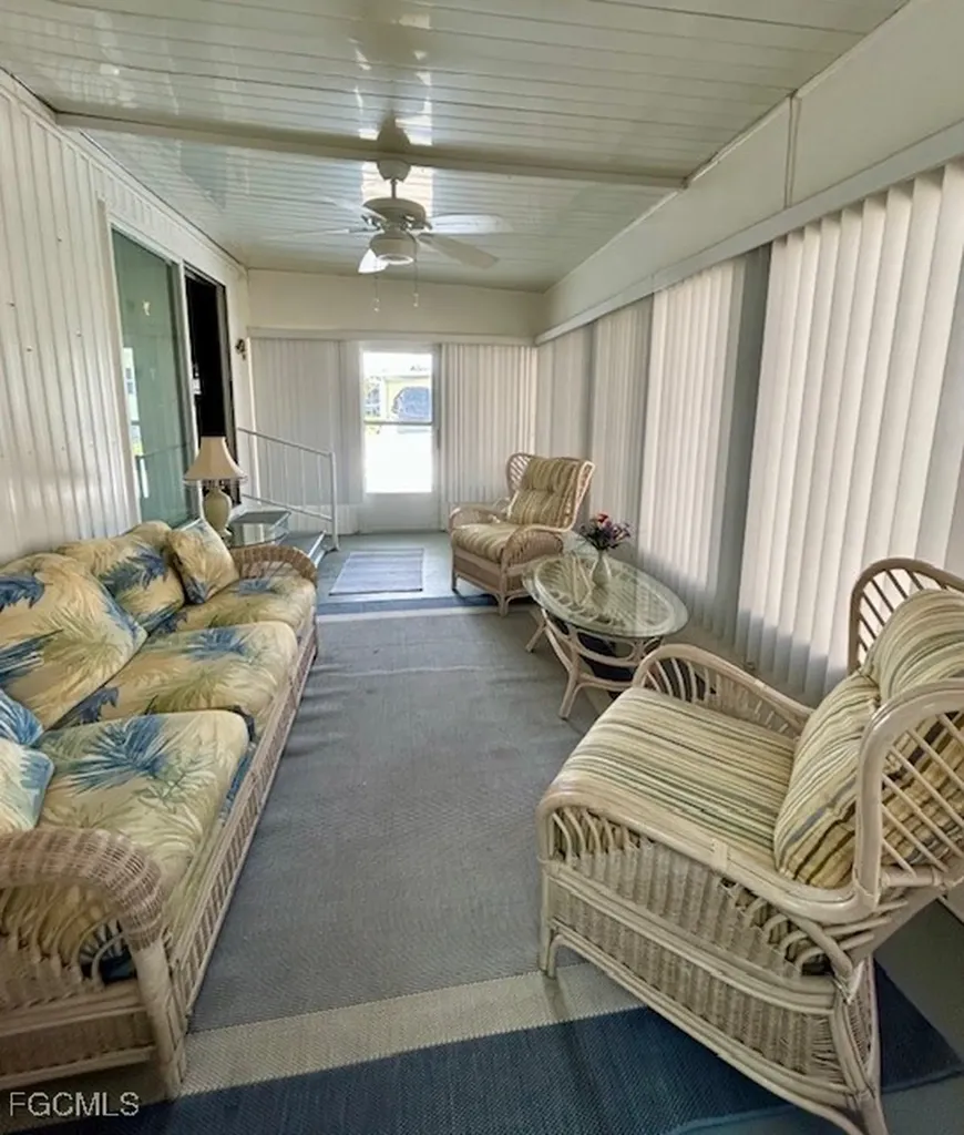 5558 Palm Beach Boulevard Fort Myers FL 33905