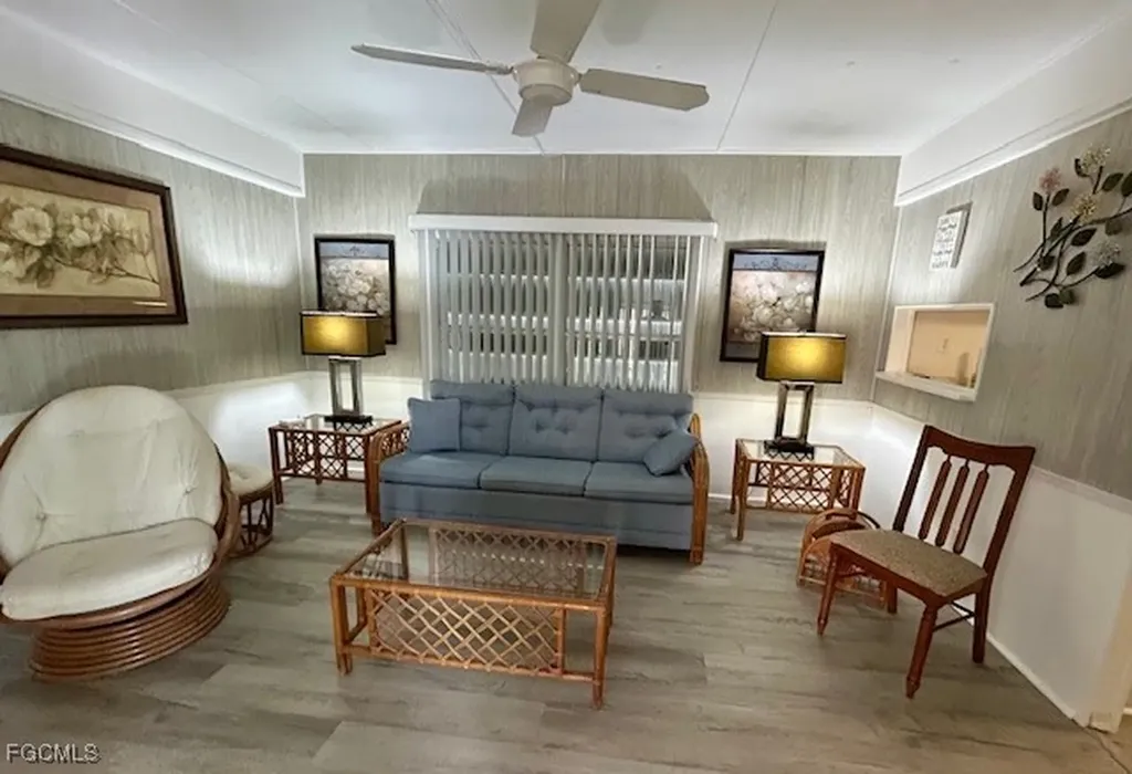 5558 Palm Beach Boulevard Fort Myers FL 33905