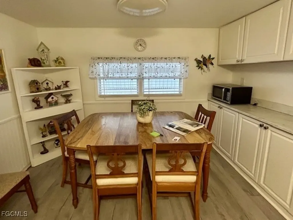 5558 Palm Beach Boulevard Fort Myers FL 33905