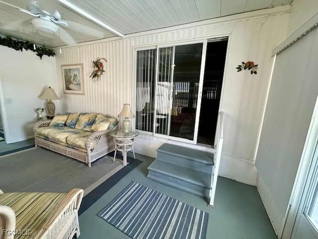 5558 Palm Beach Boulevard Fort Myers FL 33905