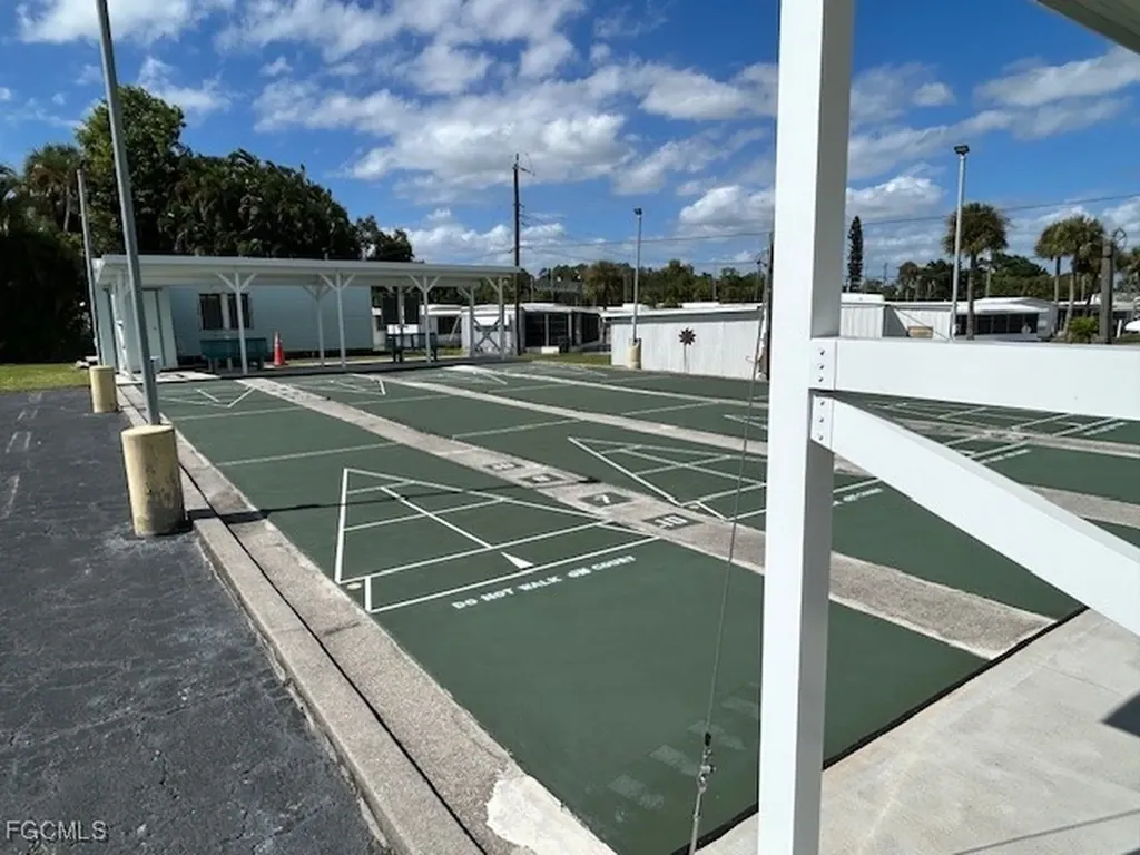 5558 Palm Beach Boulevard Fort Myers FL 33905