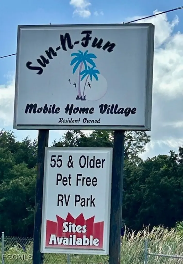 5558 Palm Beach Boulevard Fort Myers FL 33905