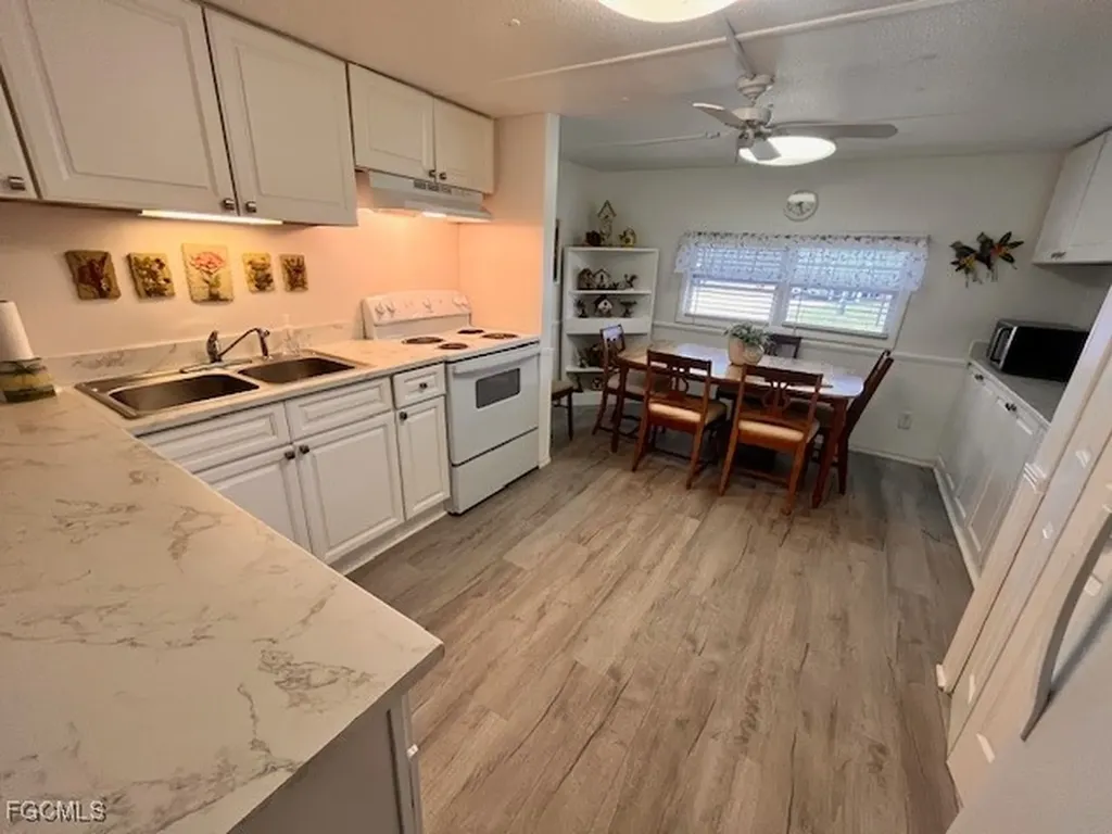 5558 Palm Beach Boulevard Fort Myers FL 33905