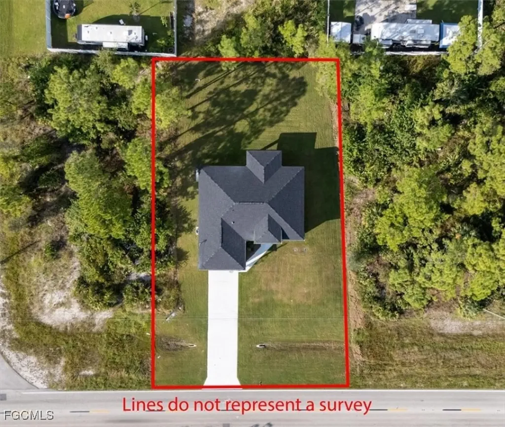 3203 Sunshine Boulevard N Lehigh Acres FL 33971