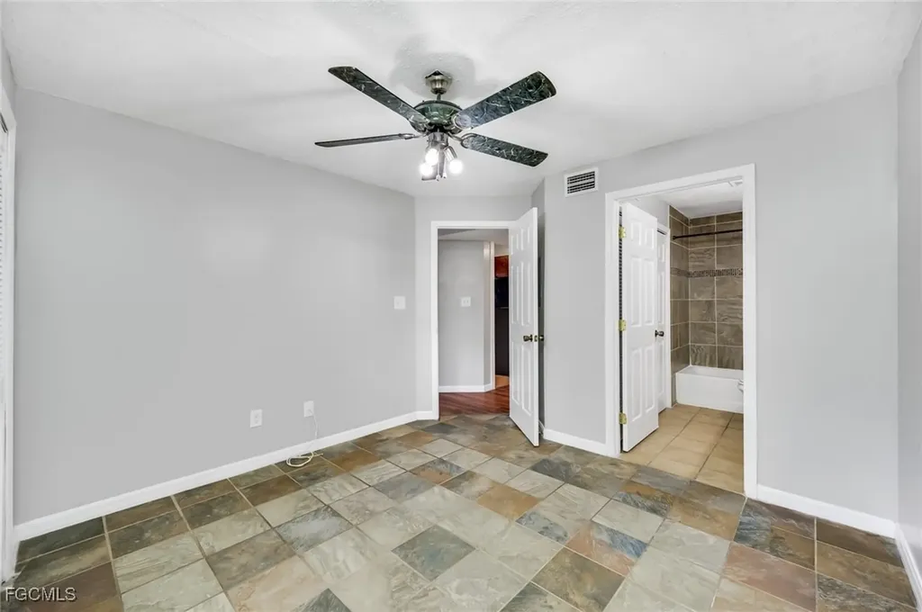 8723 Fancy Finch Drive Tampa FL 33614