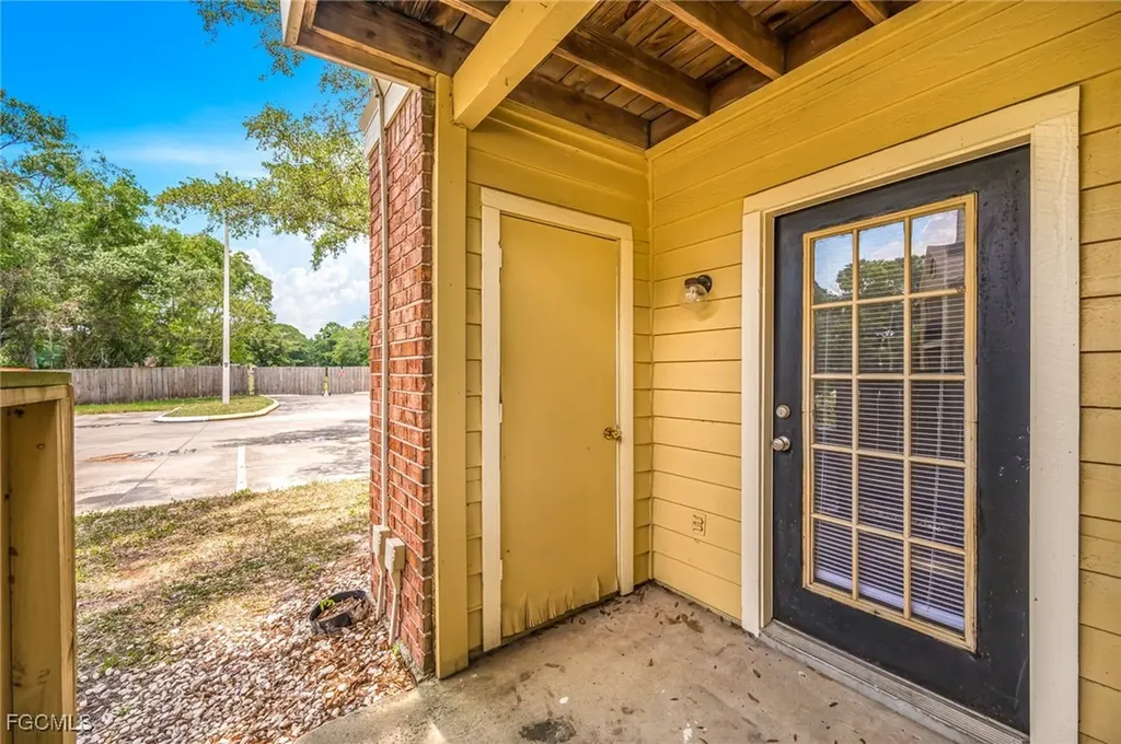 8723 Fancy Finch Drive Tampa FL 33614