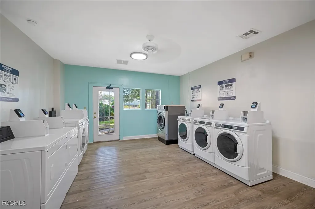 8723 Fancy Finch Drive Tampa FL 33614