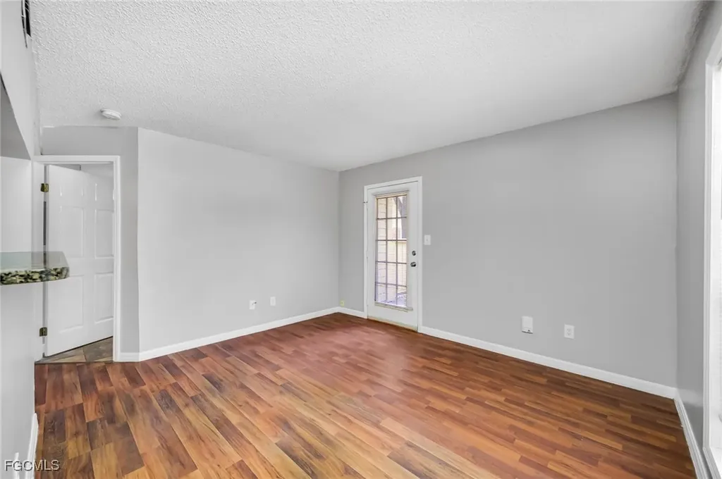 8723 Fancy Finch Drive Tampa FL 33614