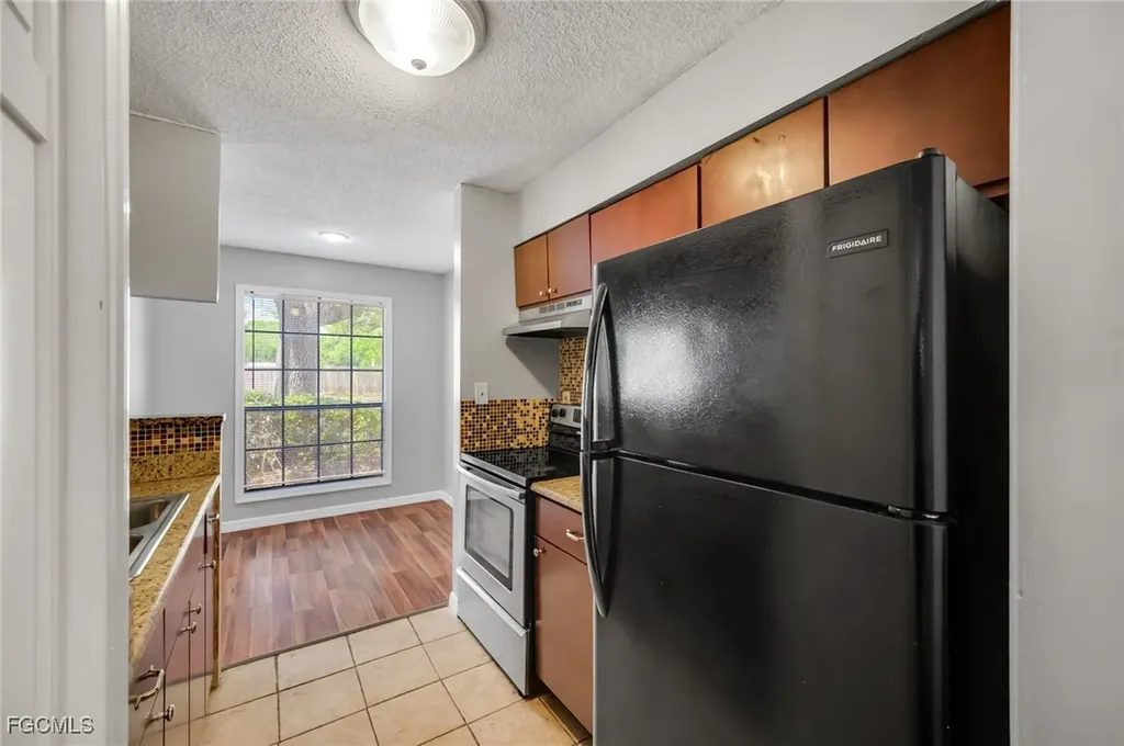 8723 Fancy Finch Drive Tampa FL 33614