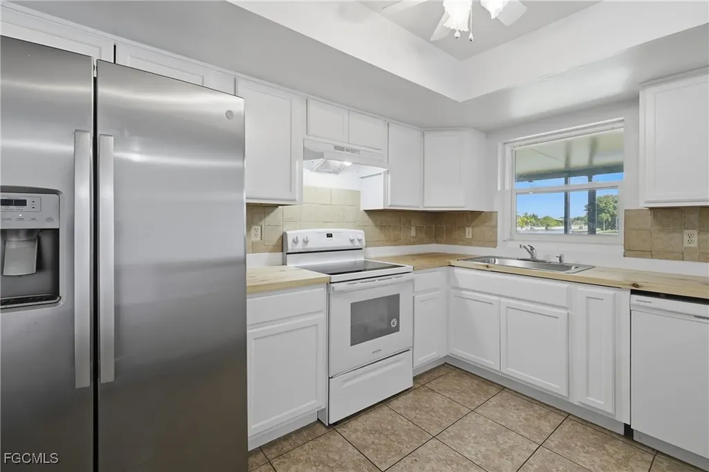 109 NE 20th Court Cape Coral FL 33909