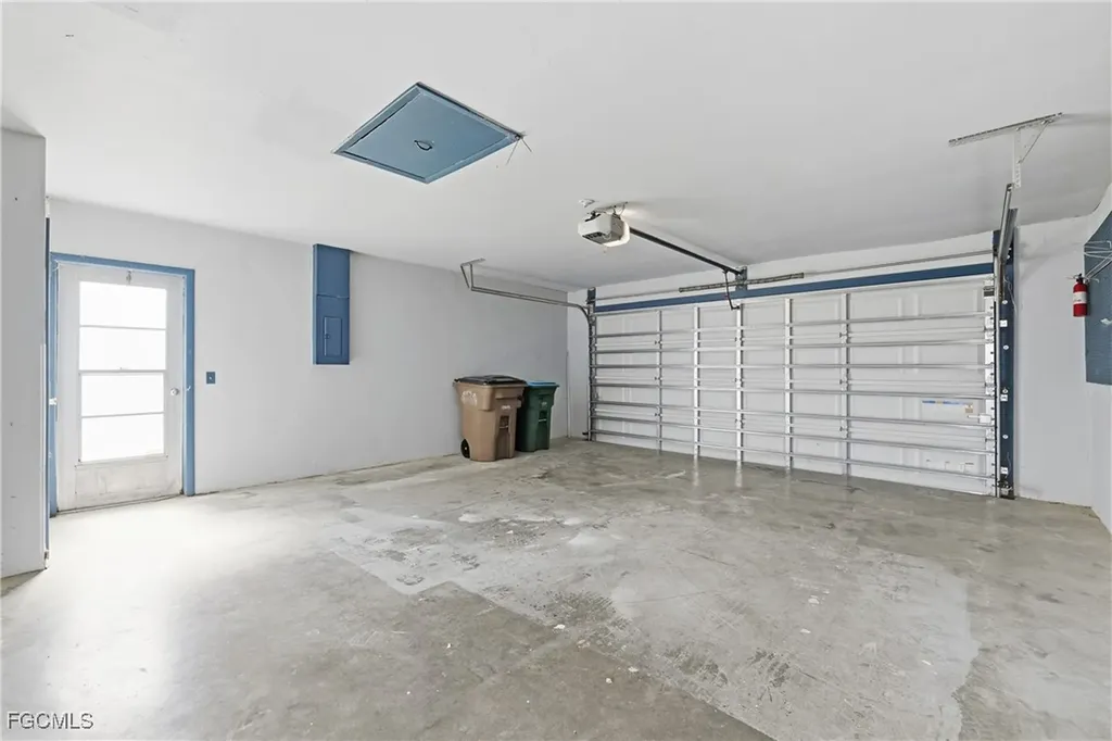 109 NE 20th Court Cape Coral FL 33909