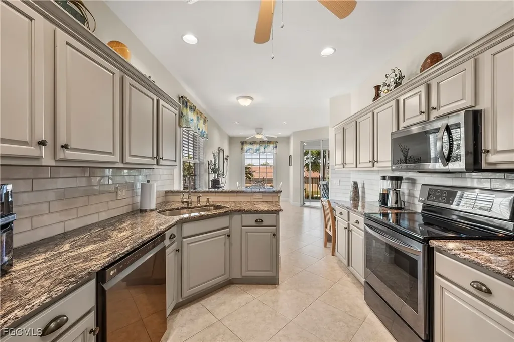 11270 Jacana Court Fort Myers FL 33908