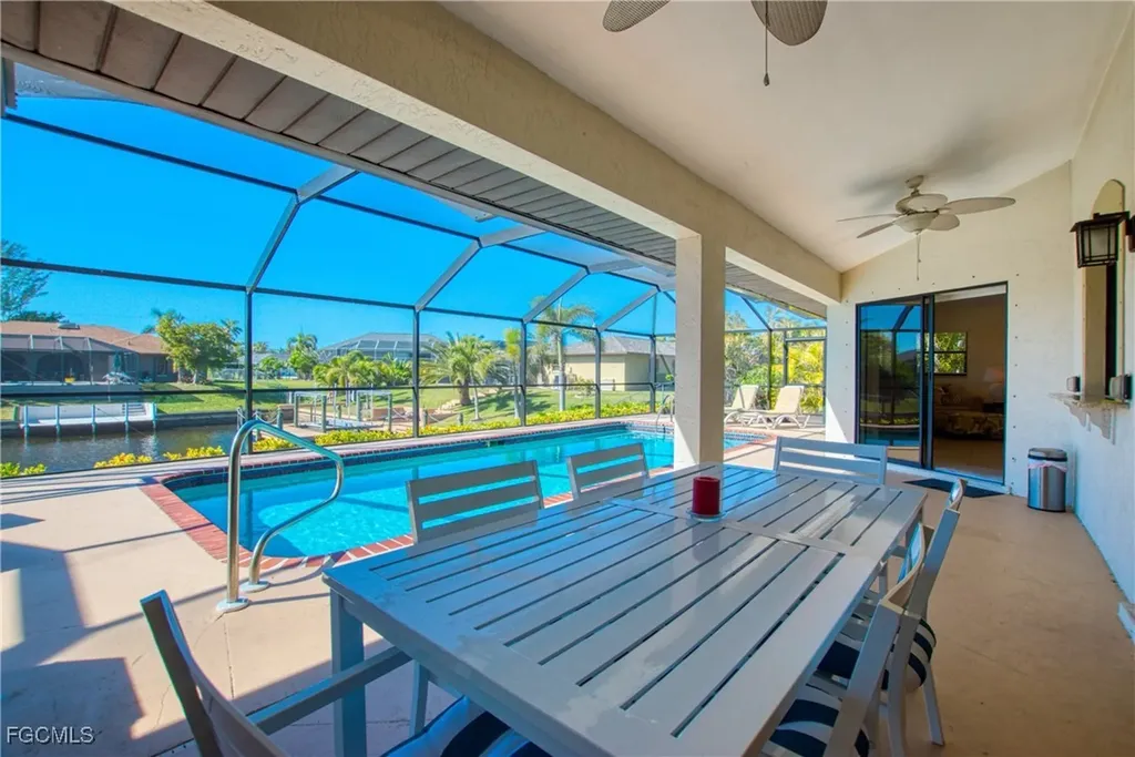 3208 SE 5th Avenue Cape Coral FL 33904
