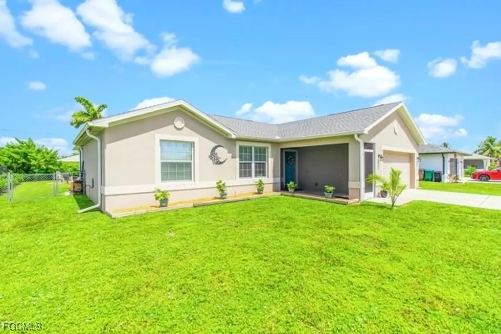 133 SE 19th Street Cape Coral FL 33990
