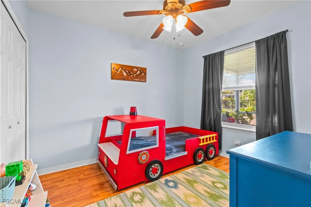 133 SE 19th Street Cape Coral FL 33990