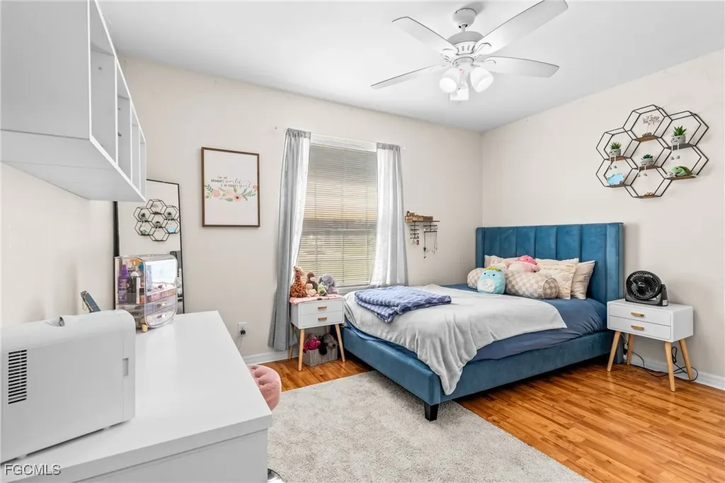 133 SE 19th Street Cape Coral FL 33990