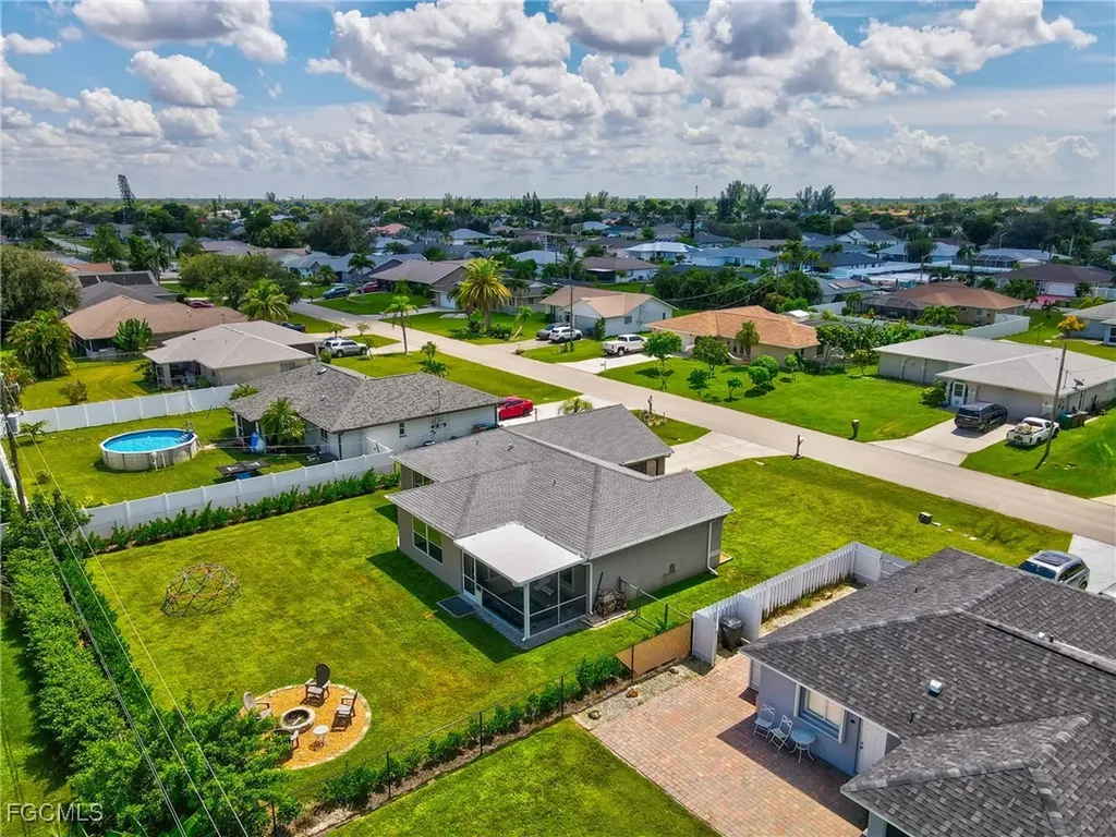 133 SE 19th Street Cape Coral FL 33990