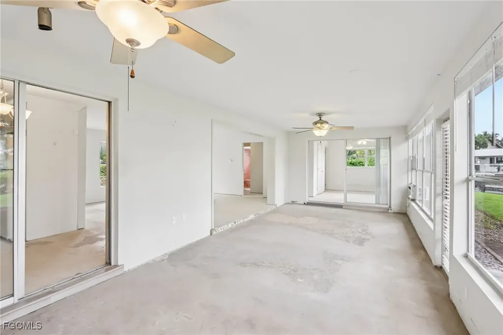 1037 Ione Drive Fort Myers FL 33919