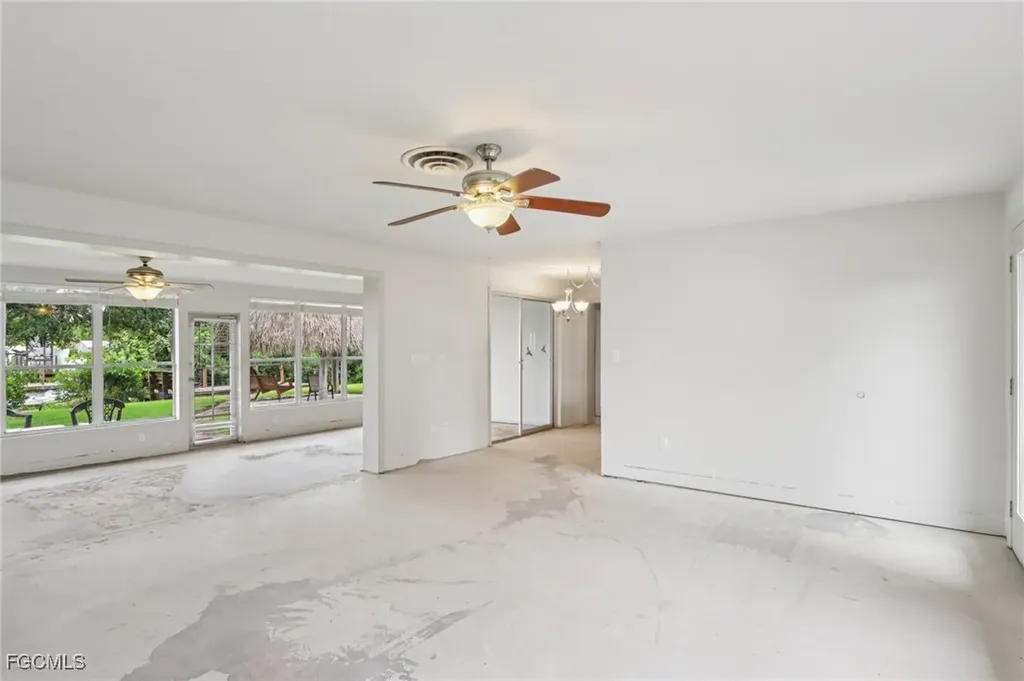 1037 Ione Drive Fort Myers FL 33919
