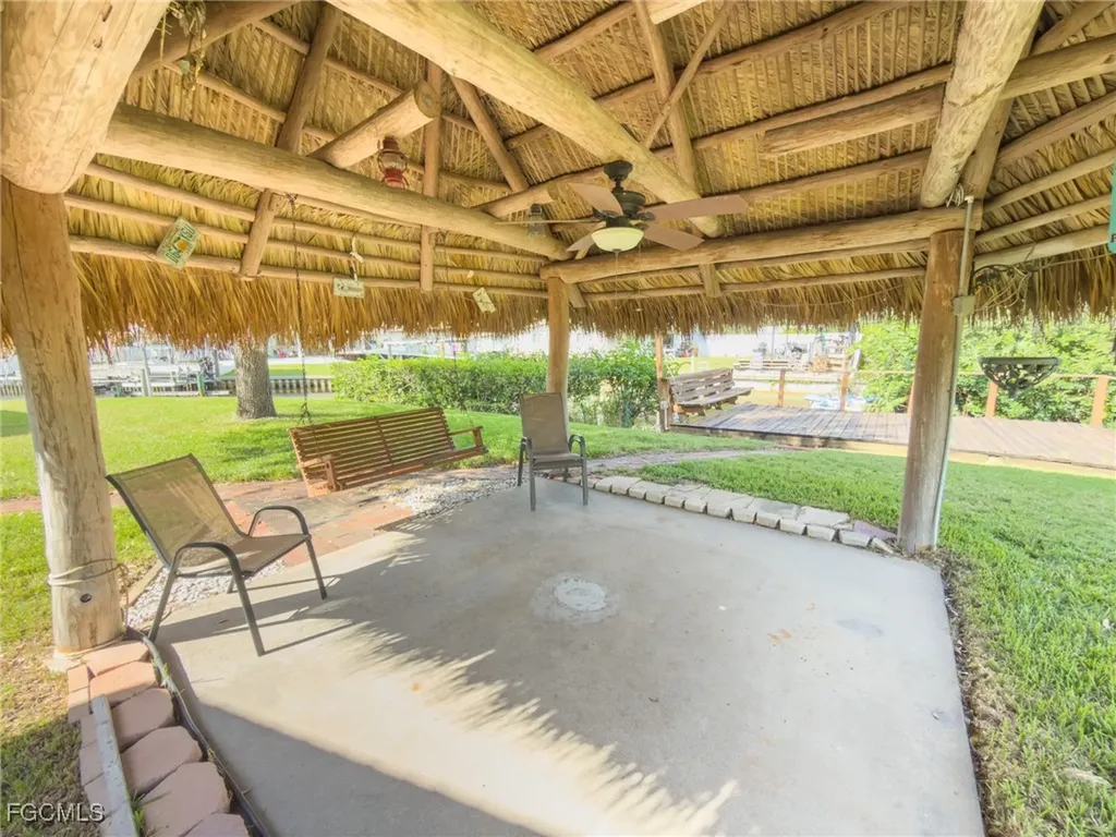 1037 Ione Drive Fort Myers FL 33919