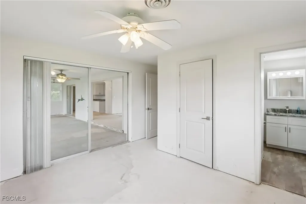 1037 Ione Drive Fort Myers FL 33919