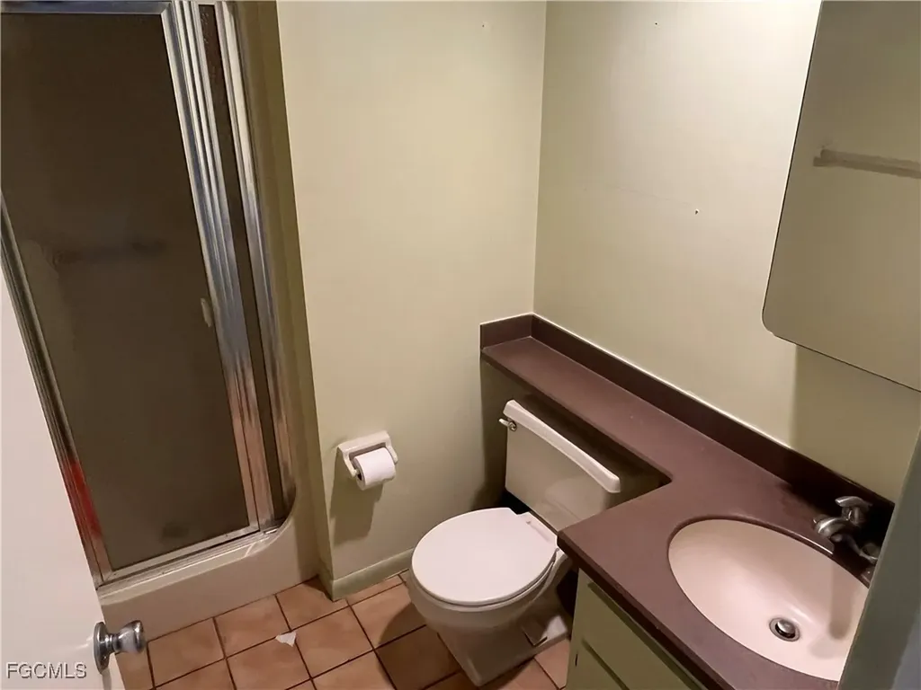 4002 SE 20th Place Cape Coral FL 33904